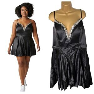 Vtg 90s Y2K Embellished Deep-V Fit & Flare Cocktail Dress Rhinestone Black 20